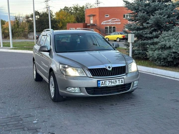 Авто Skoda Octavia 2009 № 8103176