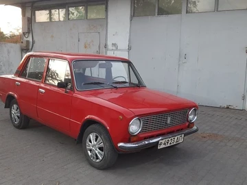 Авто ВАЗ 2101 1986 № 8103304