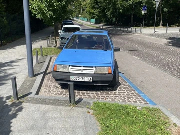 Авто ВАЗ 2108 1993 № 8103320