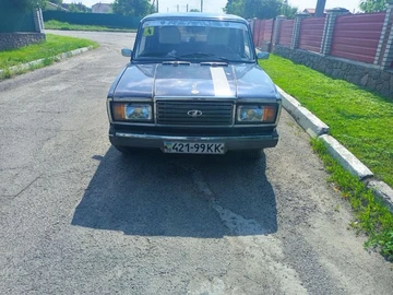 Авто ВАЗ 2107 1993 № 8103445