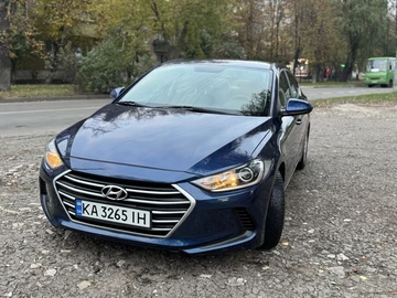 Авто Hyundai Elantra 2018 № 8103473