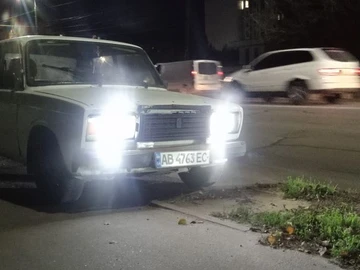 Авто ВАЗ 2107 1999 № 8103644