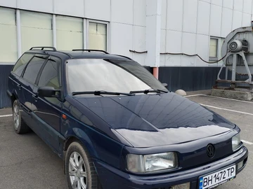Авто Volkswagen Passat Variant 1991 № 8103651