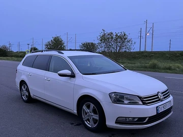 Авто Volkswagen Passat Variant 2011 № 8103664