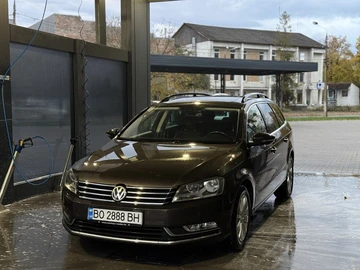Авто Volkswagen Passat Hatchback 2012 № 8103941