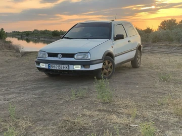 Авто Volkswagen Golf 1992 № 8103962