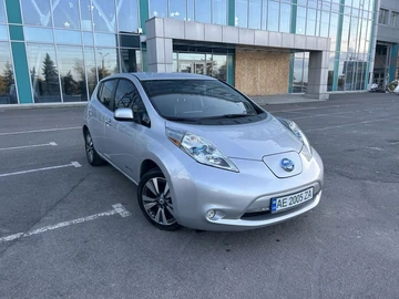 Авто Nissan Leaf 2013 № 8104032