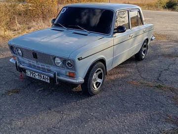 Авто ВАЗ 2103 1974 № 8104070