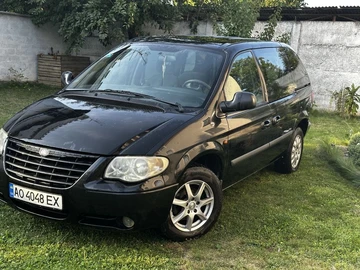 Авто Chrysler Voyager 2005 № 8104080