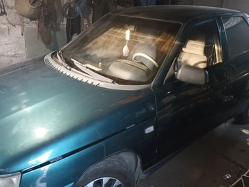 Авто ВАЗ 2110 2002 № 8104088