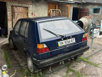 Авто Volkswagen Golf 1991 № 8104182