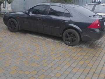 Авто Ford Mondeo 2002 № 8104202