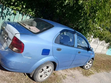 Авто Chevrolet Aveo 2004 № 8104217