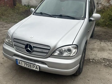 Авто Mercedes Ml Серия 2000 № 8104295