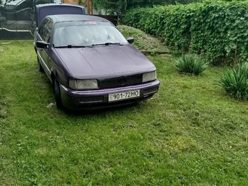 Авто Volkswagen Passat Sedan 1992 № 8104463