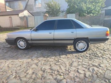 Авто Audi 100 1984 № 8104519