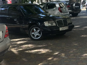 Авто Mercedes 200 1995 № 8104523
