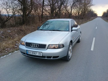 Авто Audi A4 1997 № 8104647