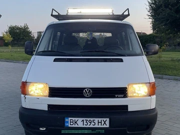 Авто Volkswagen Caravelle 1999 № 8104651