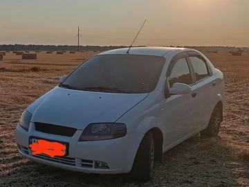 Авто Chevrolet Aveo 2006 № 8104771