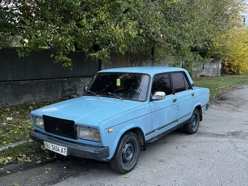 Авто ВАЗ 2107 1988 № 8104773