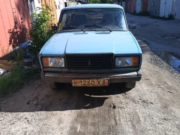 Авто ВАЗ 2107 1988 № 8104831