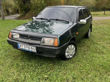 Авто ВАЗ 2109 1994 № 8104938