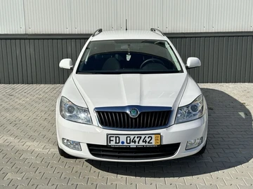 Авто Skoda Octavia 2012 № 8104947