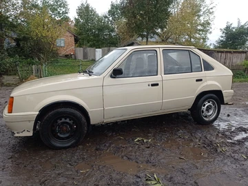 Авто Opel Admiral 1995 № 8104979