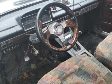 Авто ВАЗ 2101 1981 № 8105000