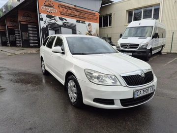 Авто Skoda Octavia 2009 № 8105042