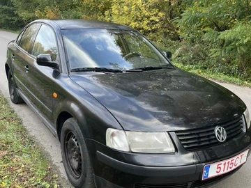 Авто Volkswagen Passat Sedan 2000 № 8105164