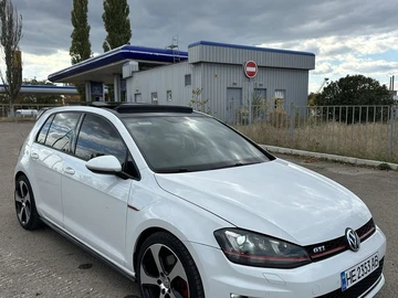 Авто Volkswagen Golf 2013 № 8105266