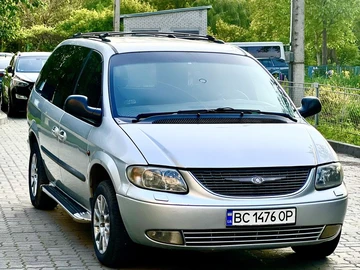 Авто Chrysler Voyager 2003 № 8105310