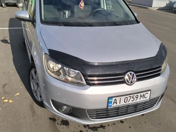 Авто Volkswagen Touran 2012 № 8105316