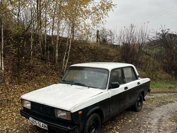 Авто ВАЗ 2105 1981 № 8105537