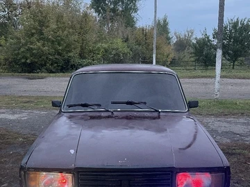 Авто ВАЗ 2107 1989 № 8105909