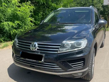 Авто Volkswagen Touareg 2014 № 8105914