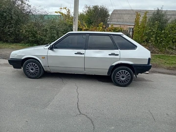 Авто ВАЗ 2109 2003 № 8106091