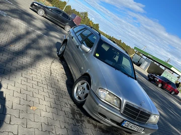 Авто Mercedes 220 1999 № 8106131