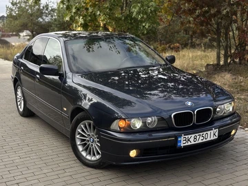 Авто BMW 5 Серия 2002 № 8106153