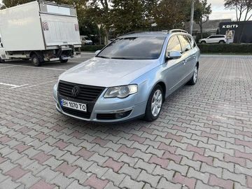 Авто Volkswagen Passat Variant 2006 № 8106162