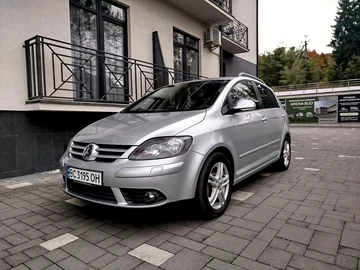 Авто Volkswagen Golf Plus 2007 № 8106322