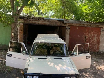 Авто ВАЗ 21063 1986 № 8106549