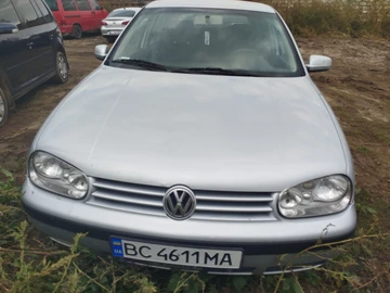 Авто Volkswagen Golf 2001 № 8106563