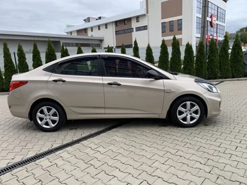 Авто Hyundai Accent 2013 № 8106588
