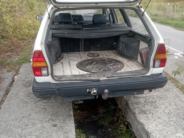 Авто Volkswagen Passat Variant 1988 № 8106642