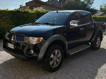 Авто Mitsubishi L 200 2006 № 8106825