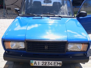 Авто ВАЗ 2107 2004 № 8106900