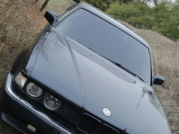 Авто BMW 7 Серия 1991 № 8106918